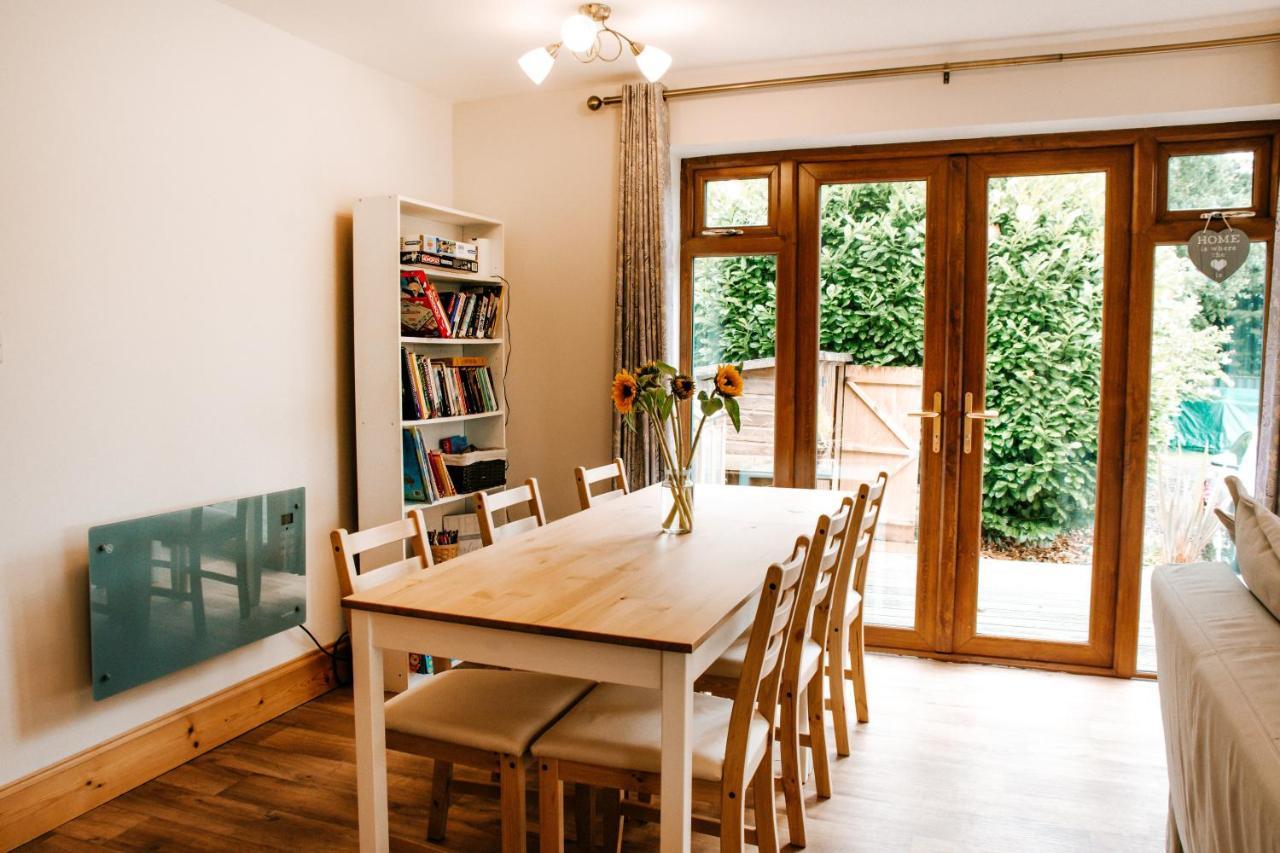 Holly Cottage, 2 Bed House, Sleeps 6 Cleobury Mortimer Extérieur photo